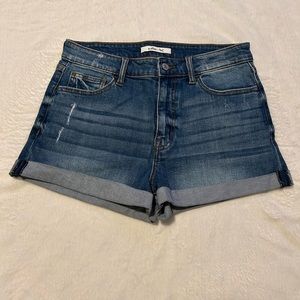 From buckle Willow & Root shorts Mom fit High rise